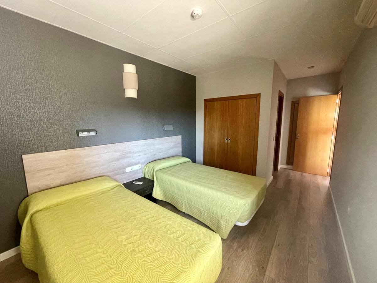 Costablanca Explore Hostel Sports & Events La Mariña 外观 照片
